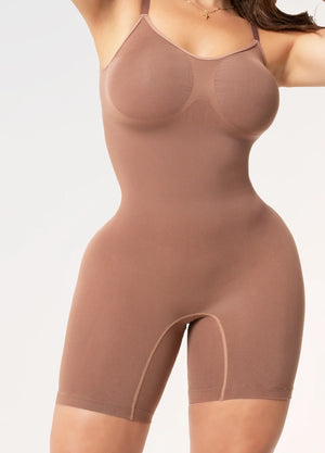 Body Faja Salome 7002: Levanta Glúteos y Sin Costuras