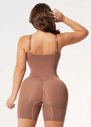 Body Faja Salome 7002: Levanta Glúteos y Sin Costuras