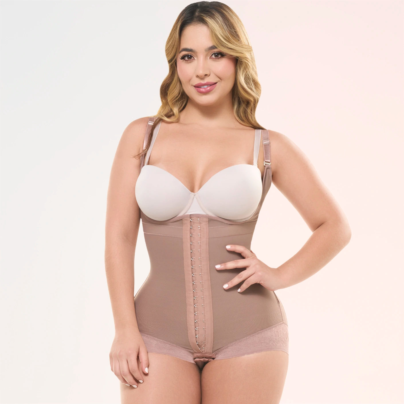 Faja Body Salome 413-CCB | Invisible Moldeadora | Control de Espalda y Abdomen