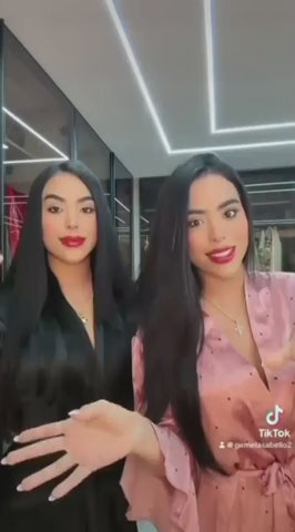 mujer usando short salome 20879