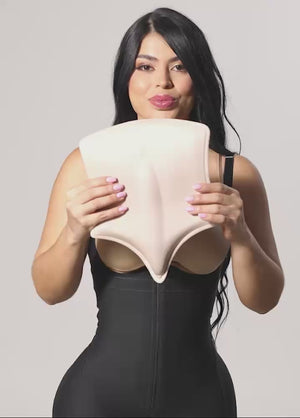 Mujer usando tabla Salome 2511